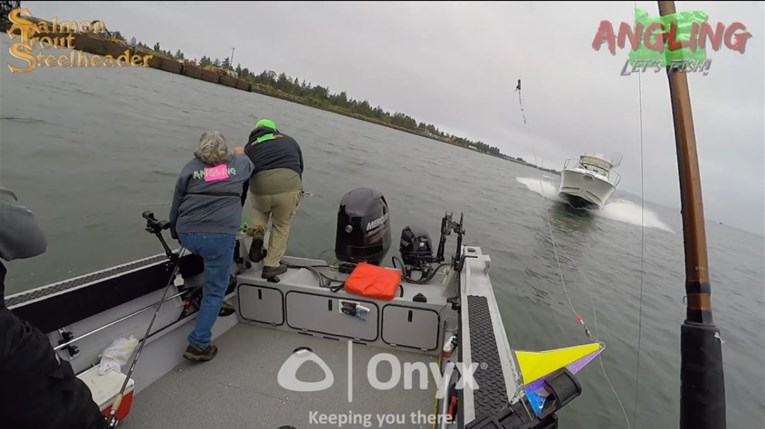 Ribari u Oregonu iskakali iz čamca da izbjegnu nalet glisera, pogledajte snimku