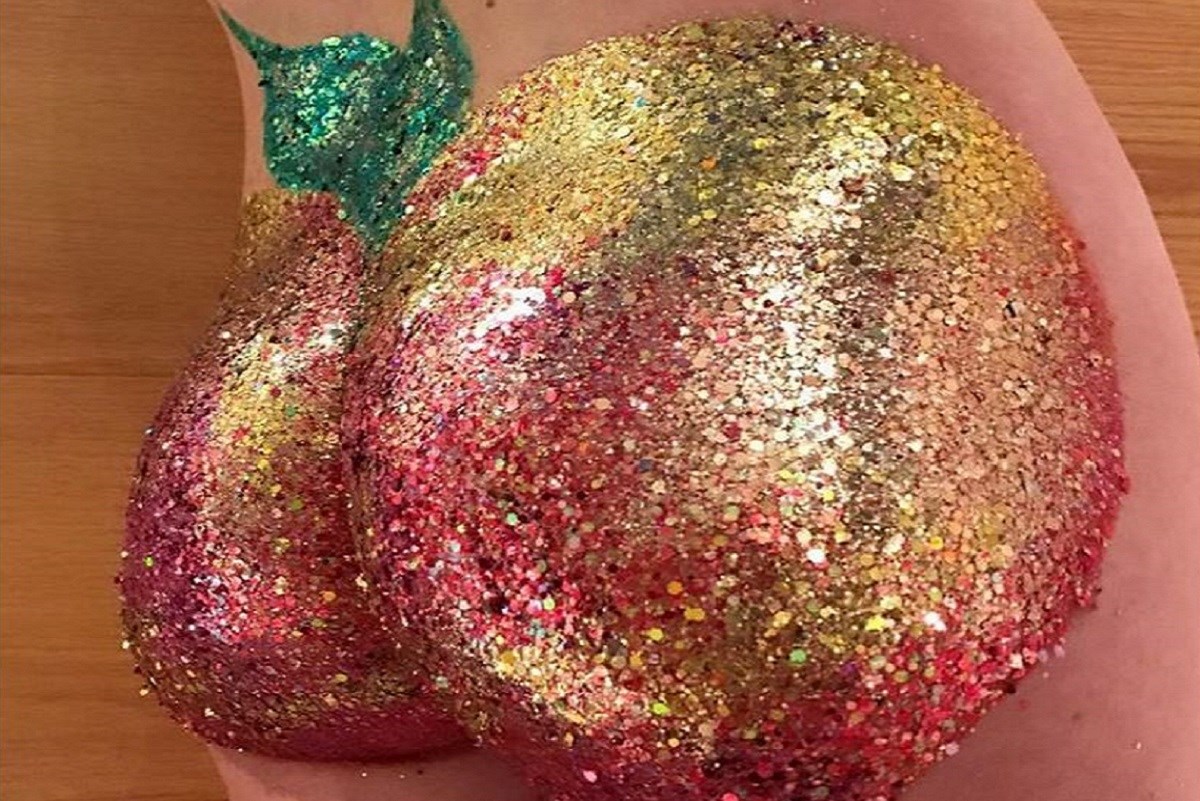 Šljokičaste guze: Ako nešto može biti više seksi od gole stražnjice, onda je to ovo