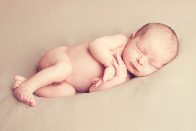 Od palca do tjemena: Vodič kroz tijelo novorođenčeta