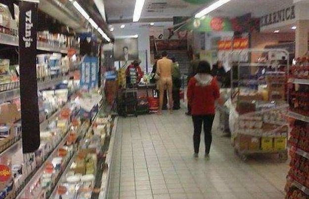 Varaždinac u trgovački centar došao potpuno gol