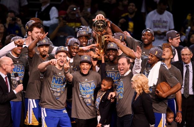 Svijet upoznao Curryja i nezaustavljive Warriorse: Trenuci koji su obilježili NBA godinu