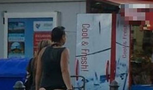 Gologuzo hodanje u Dubrovniku je očito hit, pogledajte ovog tipa