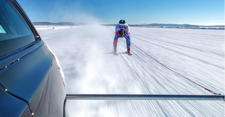 VIDEO Za Guinnessa: Vozio gotovo 200 km/h na skijama