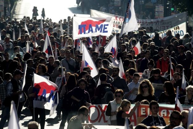 Grčka tone sve dublje: Tisuće Atenjana razočarano Ciprasom prosvjedovalo na ulicama