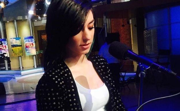 Frontman grupe Maroon 5 platit će sprovod ubijene pjevačice