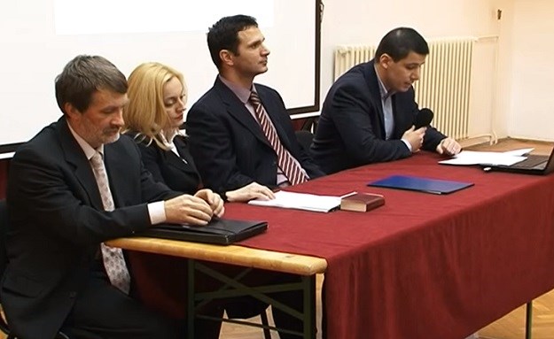 Grmoja 2011.: "Sudi se vjeroučiteljici jer je djecu učila da je homoseksualnost neprihvatljiva"