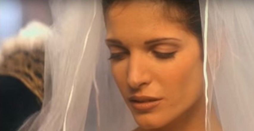VIDEO Vrijeme je da nakon 25 godina doznate što se zapravo dogodilo u spotu za "November Rain"
