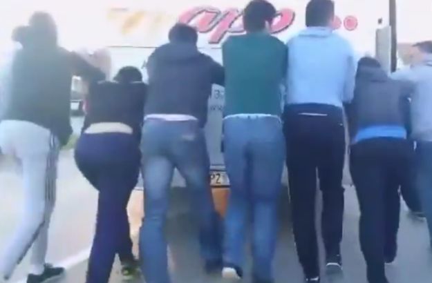 Poraz za porazom: Nogometaši Požege prvo izgubili, a onda i gurali autobus kući