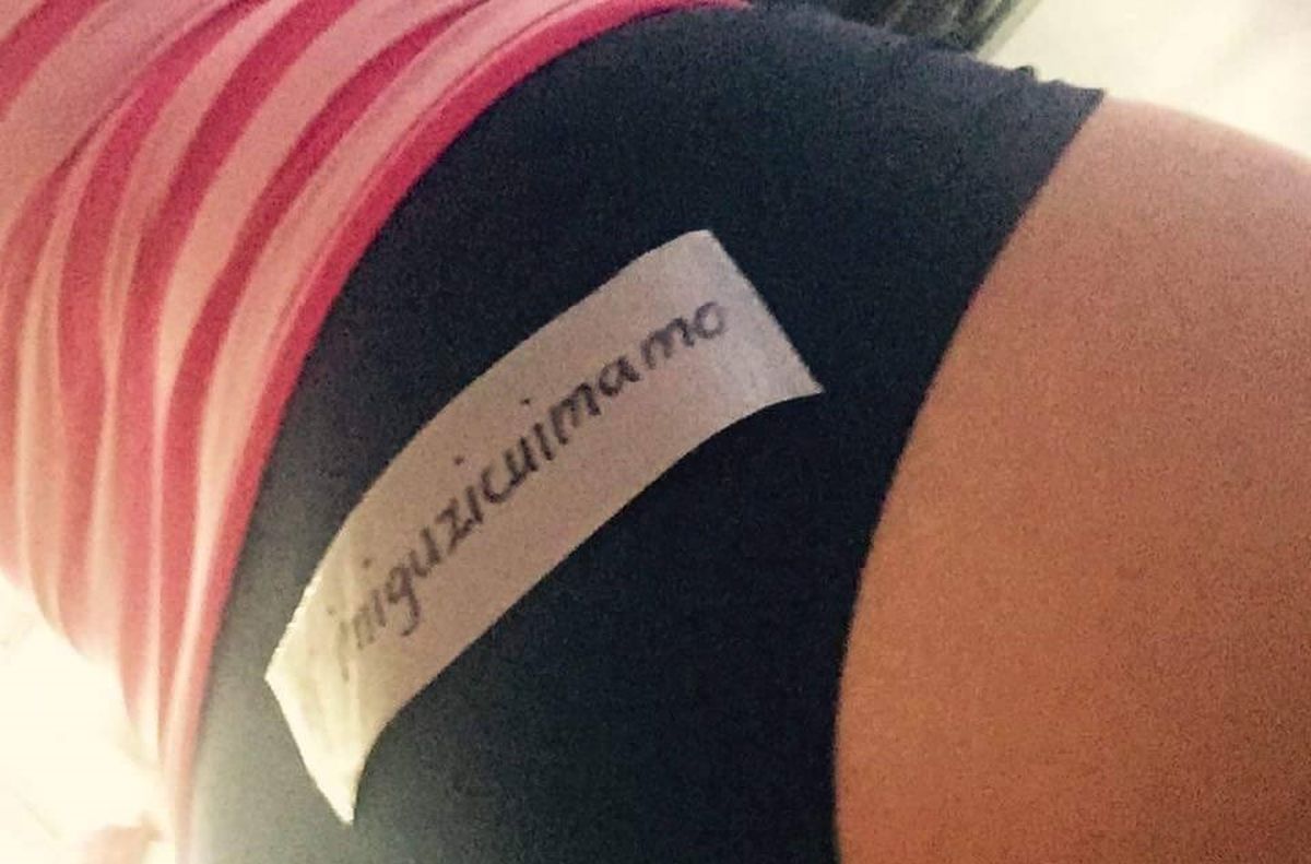 "I mi guzicu imamo": Za čisti zrak u Slavonskom Brodu bore se golišavim fotografijama