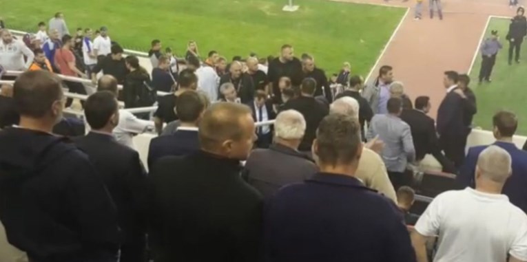 POLICIJA PRIJAVILA KOSA, ANTOLIĆA, BRANCA i ŠKEGRU Čelni ljudi Dinama i Hajduka pola noći proveli u stanici