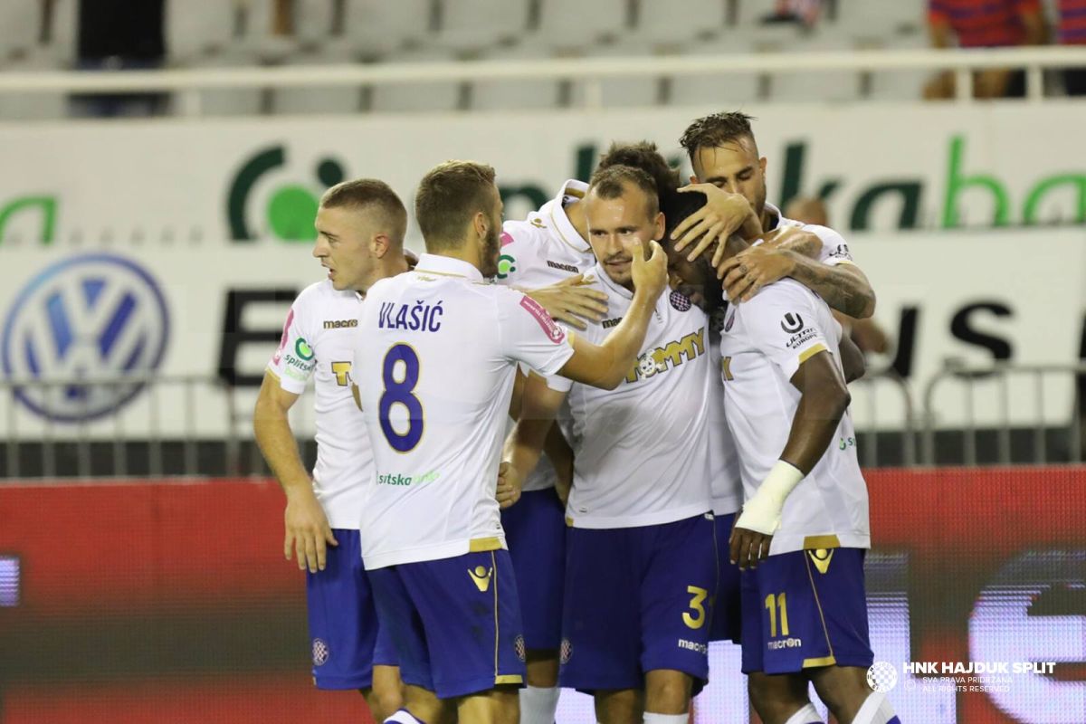 HAJDUK DRŽI KORAK ZA DINAMOM Splićani uz podršku Perišića srušili Istru