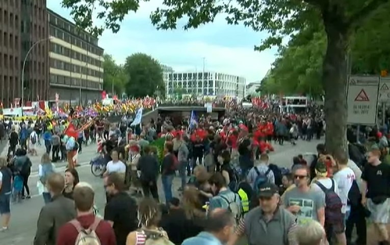 VIDEO Počinje završni prosvjed u Hamburgu, očekuje se 100.000 ljudi na ulicama