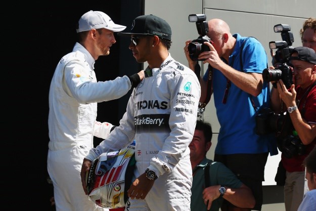 Button razočaran Hamiltonom: "Jako brzo postaje arogantan"