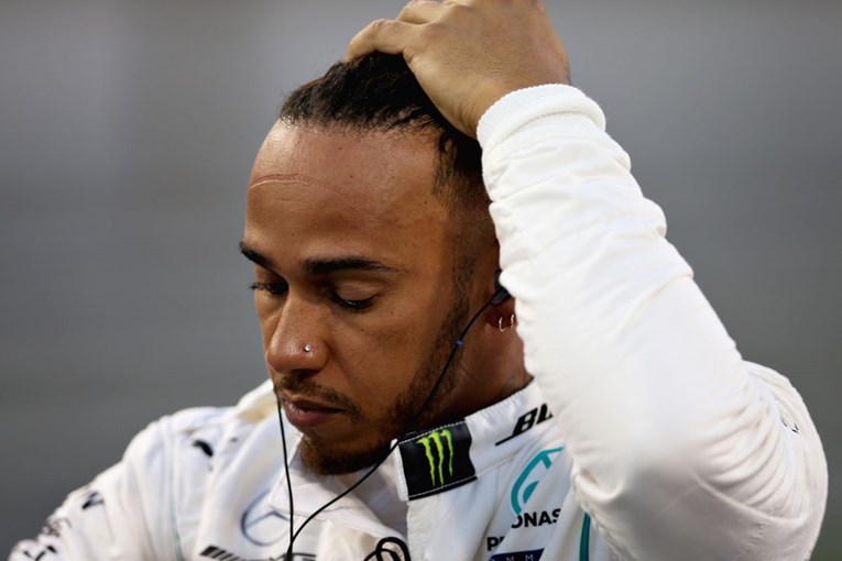 Hamilton odbija potpisati ugovor zbog slabih performansi novog Mercedesa
