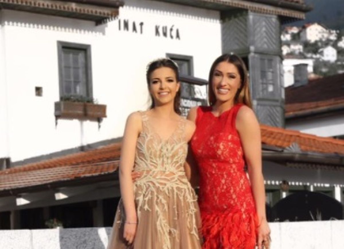 FOTO Hana Hadžiavdagić Tabaković pokazala prekrasnu mlađu sestru: "Ne mogu je se nagledati"