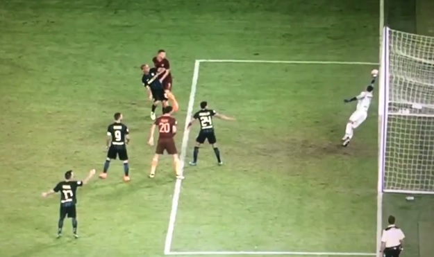 VIDEO Slovenska hobotnica na golu Intera čudesno obranila Džekin udarac