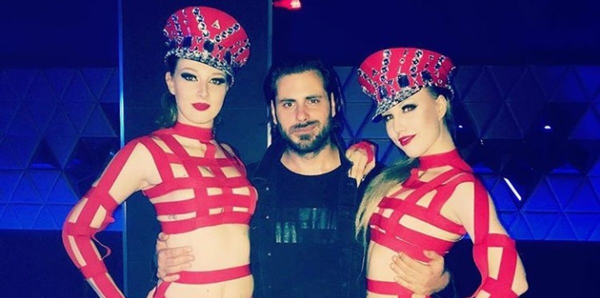 Nakon koncerta u Splitu Hauser završio s oskudno odjevenim plesačicama