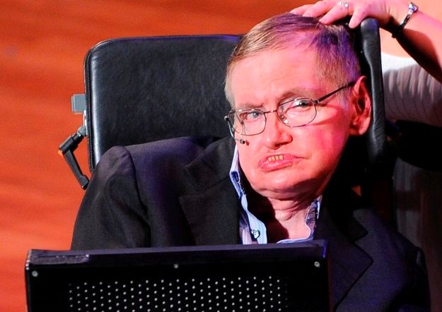 Stephen Hawking o mračnoj budućnosti čovječanstva: Više se trebate bojati kapitalizma nego robota