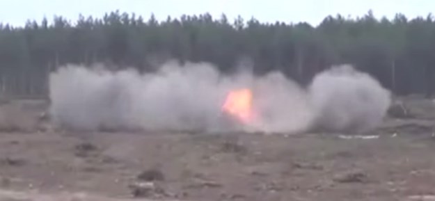 Snimka tragedije na aeromitingu: Ruski helikopter eksplodirao pred publikom, pilot poginuo