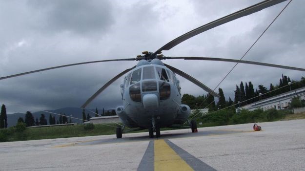 Vojni helikopter na Mosoru spasio ozlijeđenog planinara pa berača šparoga
