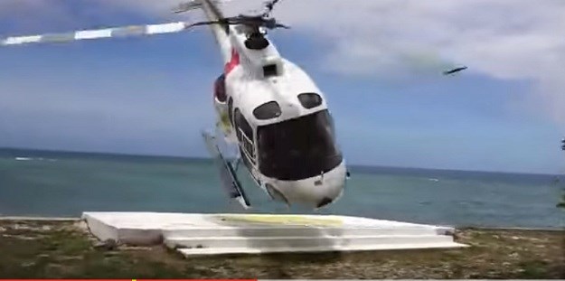 Hrabrost ili ludost? Žena na udaljenosti od tek nekoliko metara snimila helikopter u padu