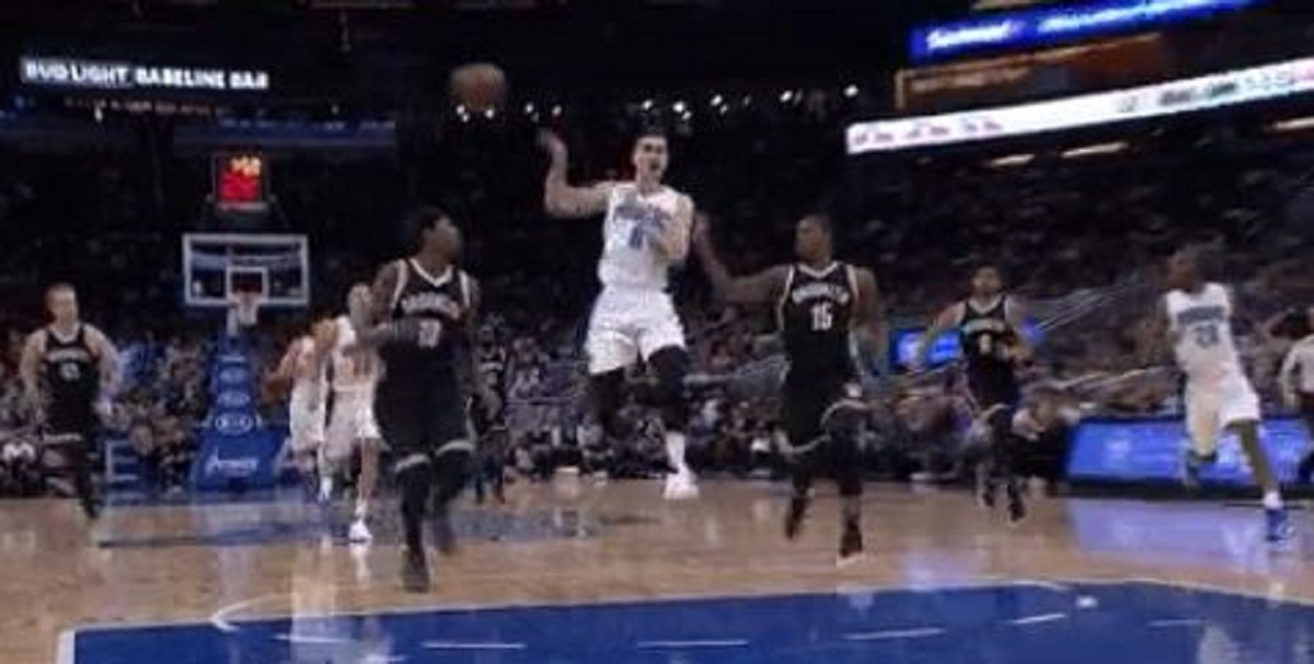 SUPERMARIO SHOW Hezonja oduševio bananama i dodavanjem bez gledanja