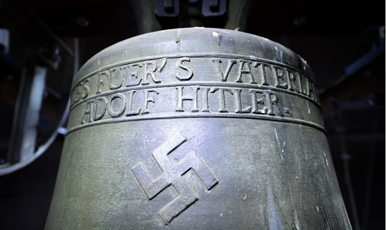 Nijemci traže micanje "Hitlerovog zvona" iz crkve