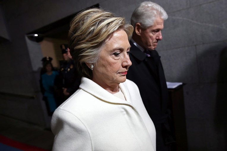 Clinton za neuspjeh na izborima ponovo optužila Putina i FBI