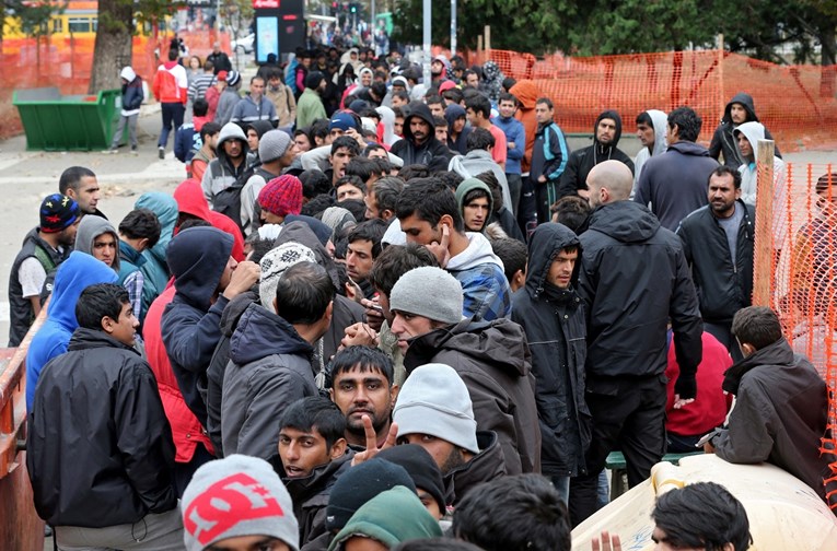 Migranti štrajkaju glađu u mađarskom izbjegličkom logoru