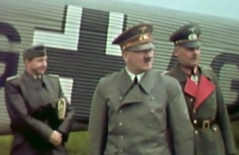 Zadnji Hitlerov čuvar: U bunker je stigao jedan poziv, a onda su Fuhrer i Eva otišli u sobu...