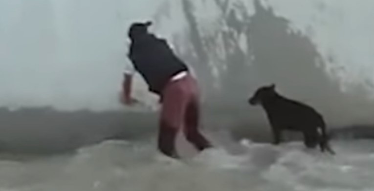 VIDEO Ovi su ljudi napravili nešto nevjerojatno da bi izvukli psa iz kanala