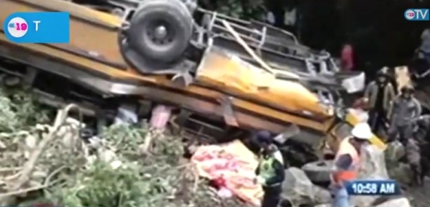 Autobus u Kini pao u provaliju, poginula 21 osoba