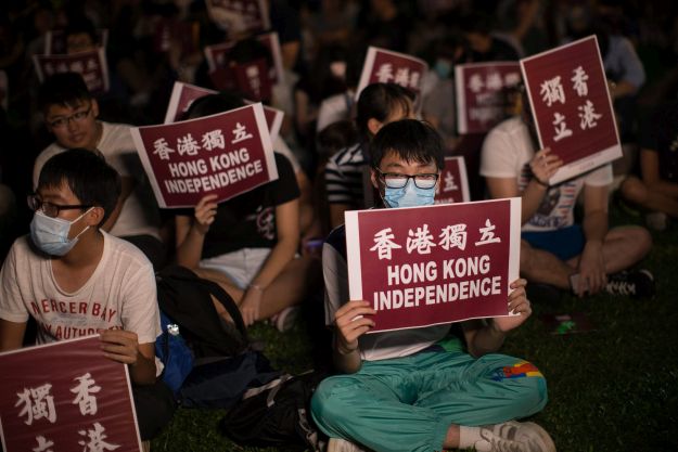 Tisuće stanovnika Hong Konga sudjelovalo na velikom prosvjedu, traže odcjepljenje od Kine