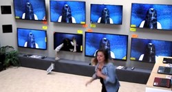 VIDEO Kupci u trgovini doživjeli jezivu scenu iz horora pa bježali vrišteći