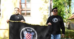 Pogledajte snimku incidenta u Jasenovcu: Razvili zastavu s ustaškim pozdravom, policija istražuje
