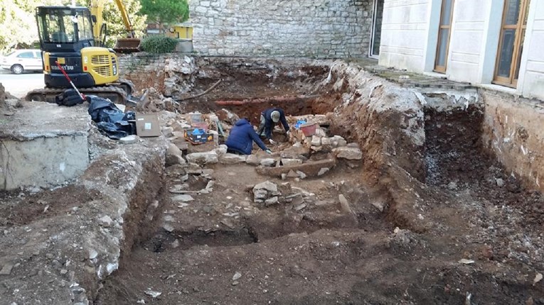 FOTO Širili hotel u Istri pa otkrili masovnu grobnicu