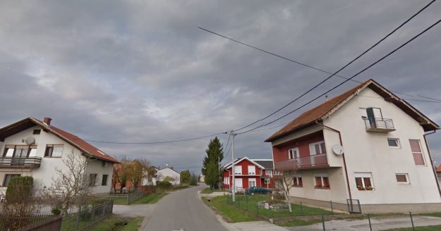 Mladi Karlovčani noćas sletjeli s ceste, jedan maloljetnik kritično