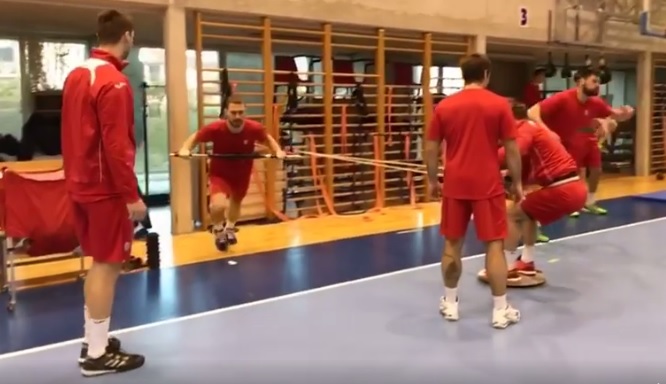 VIDEO Pogledajte kako se rukometaši pripremaju za SP s Babićevim "spravama za mučenje"