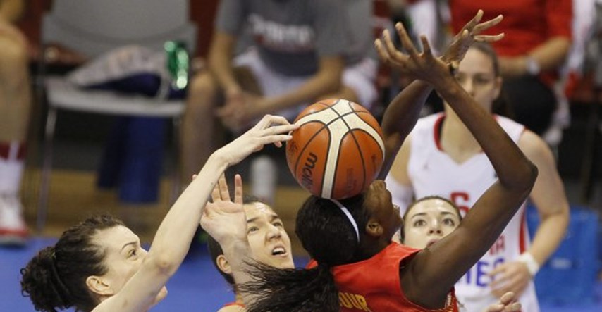 Težak poraz hrvatskih košarkašica od Španjolske