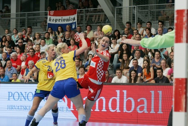 Hrvatske rukometašice u Koprivnici izgubile od Švedske