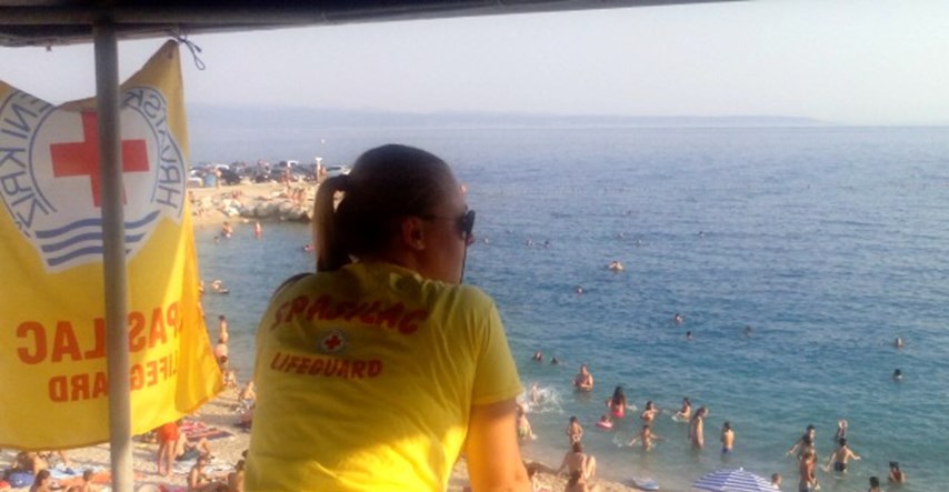 Hrvatski "Baywatch": Na plažama sve više žena koje spašavaju živote