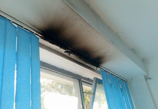 FOTO Netko je pokušao zapaliti prostorije HSP AS-a u Splitu