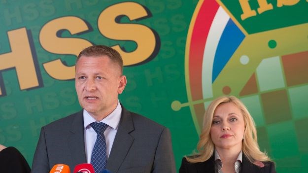 Petir je ovo drugi pokušaj puča u HSS-u: Beljak nije jedini šef stranke koji ju je suspendirao