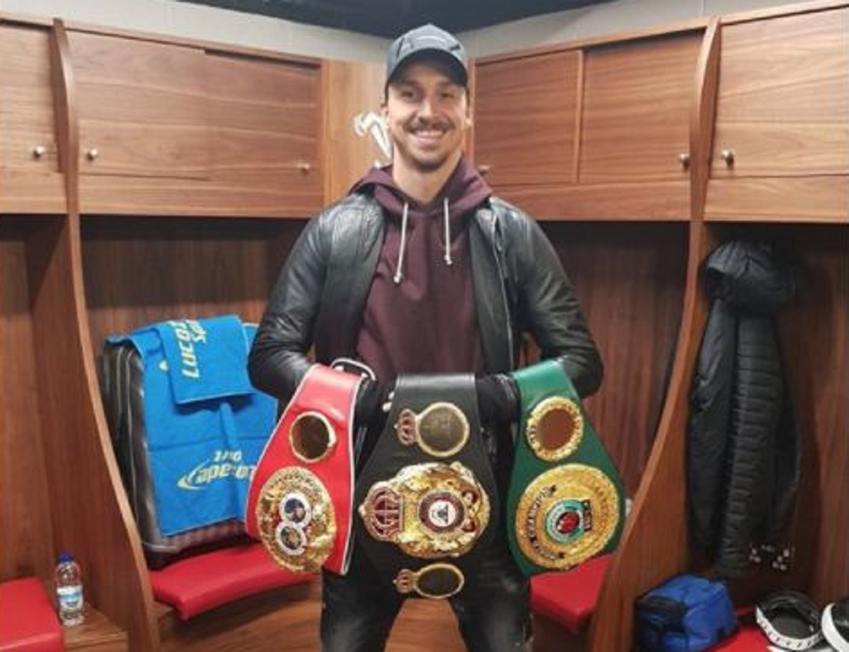 IBRAHIMOVIĆ IMA PORUKU ZA JOSHUU Slikao se s njegovim pojasevima