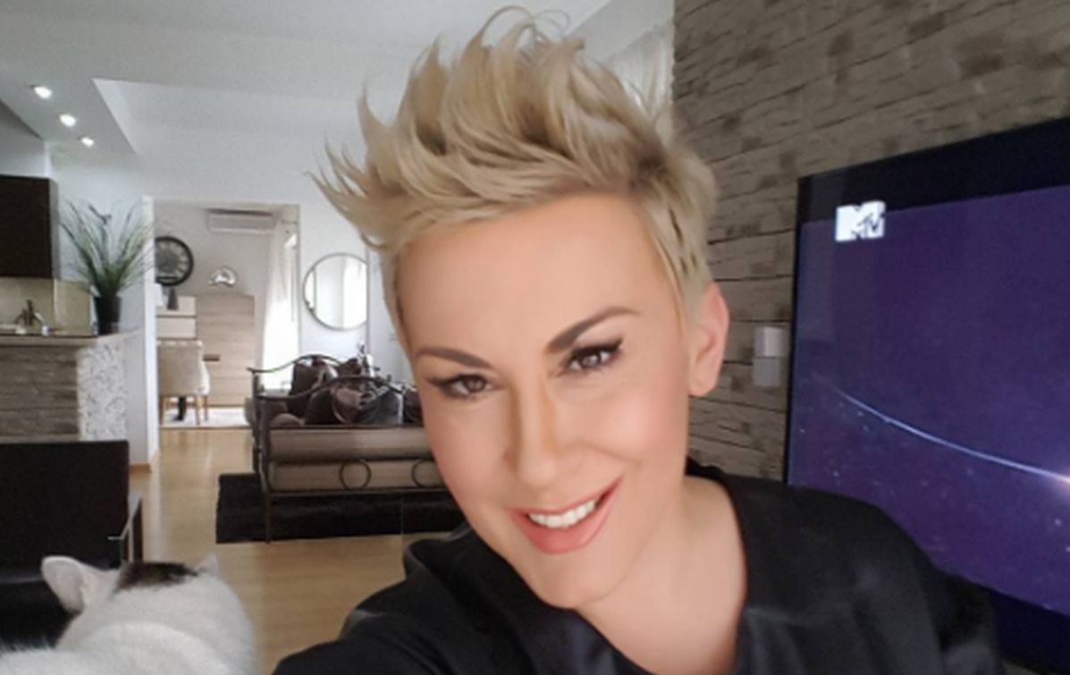 FOTO Indira Levak pronašla dvojnicu: "Ne moram se bojati ako glas zakaže"
