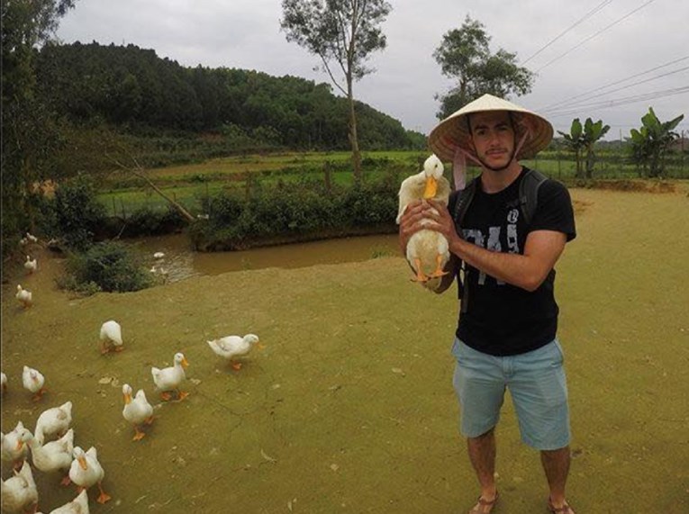 Ako ste se ikad pitali kako bi izgledao vaš život u nekoj drugoj zemlji, sad to možete doznati