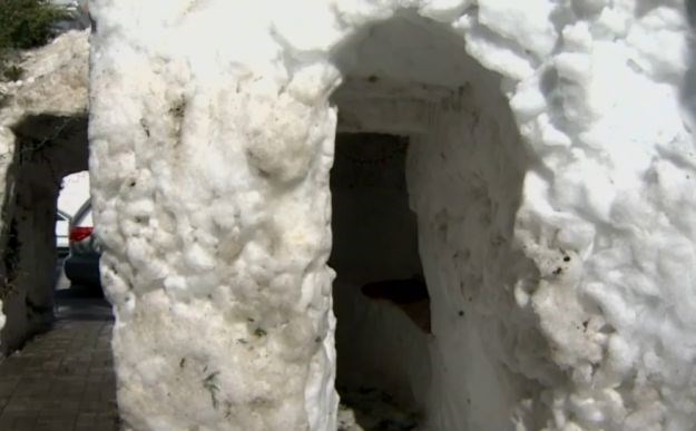 Imali su previše snijega pa sagradili četverosobni iglu