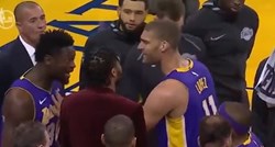 Zvijezde Lakersa se umalo međusobno potukle usred utakmice
