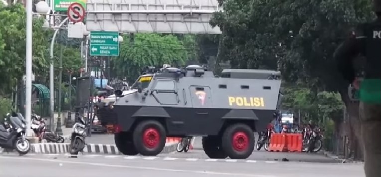 Indonezija zbog islamističke prijetnje za blagdane raspoređuje 180 000 policajaca i vojnika