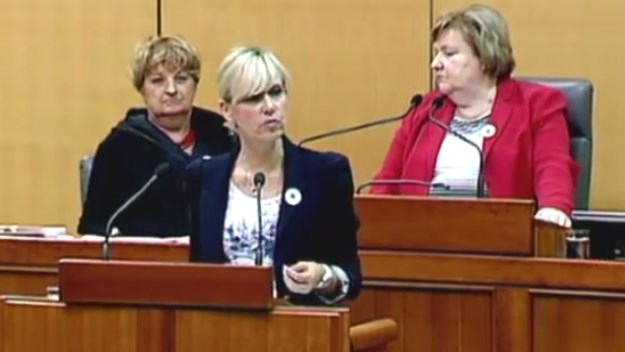 SDP-ov gradonačelnik Makarske angažirao odvjetnički ured sina i supruga Ingrid Antičević Marinović